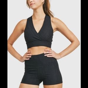 Mono B Martina Workout Set